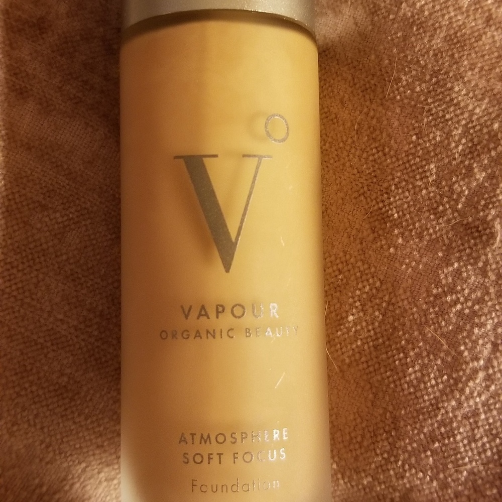 VAPOUR Atmosphere Soft Focus Foundation S123